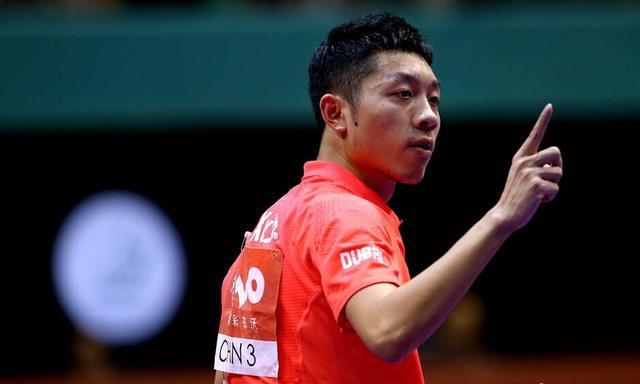 背靠背出场 背靠背出场